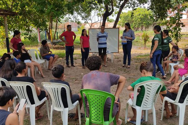 Curso de Libras forma crianças e adolescentes do SCFV e reforça políticas de inclusão social