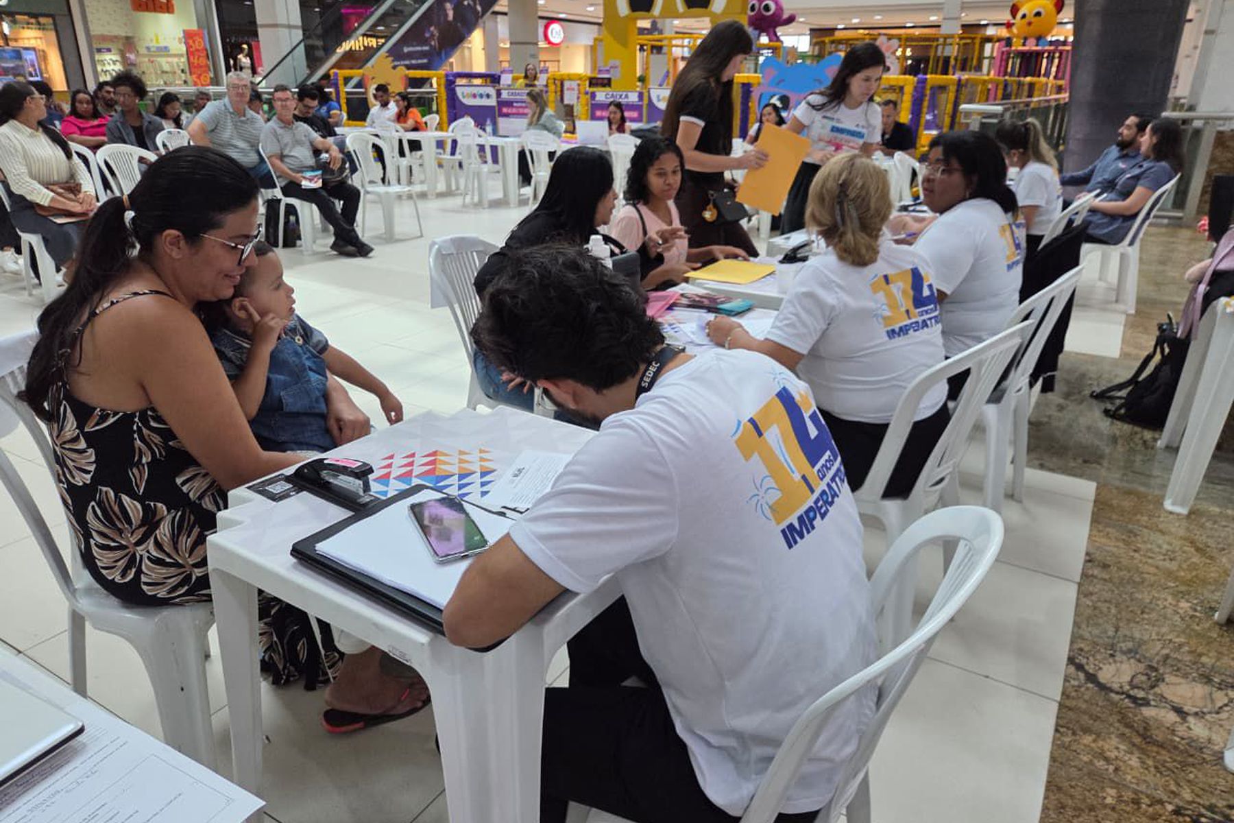 Emprega Imperatriz oferece mais de 200 oportunidades e aproxima candidatos do mercado de trabalho