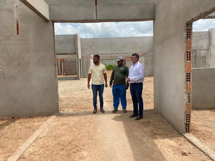 Avança construção de escola de Educação Infantil no Sebastião Régis