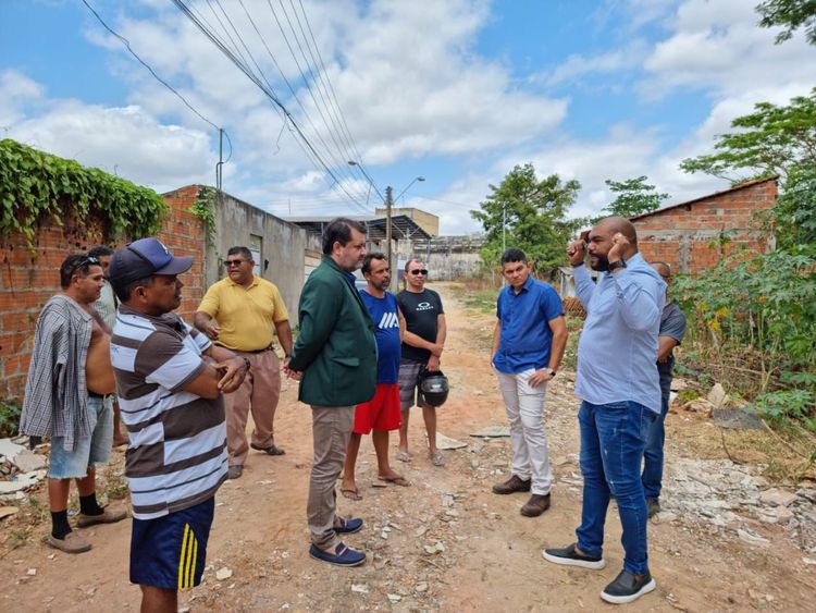 Moradores do bairro da Caema aprovam ações da Prefeitura na comunidade