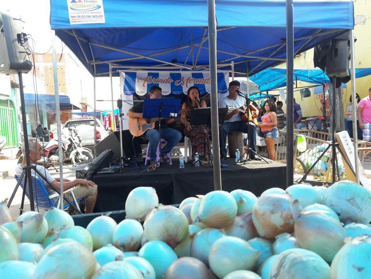 “Abrindo Mercado” valoriza manifestações artísticas locais