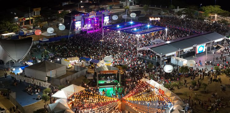 Primeiro dia do Arraiá da Prefs movimenta 15 mil pessoas e gera renda para mais de 280 ambulantes