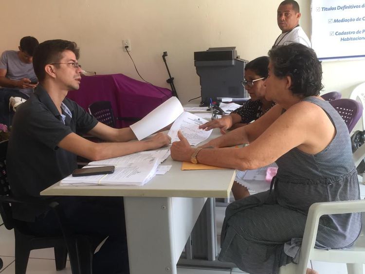 Mutirão para regularizar documentações de imóveis é realizado no bairro da Caema