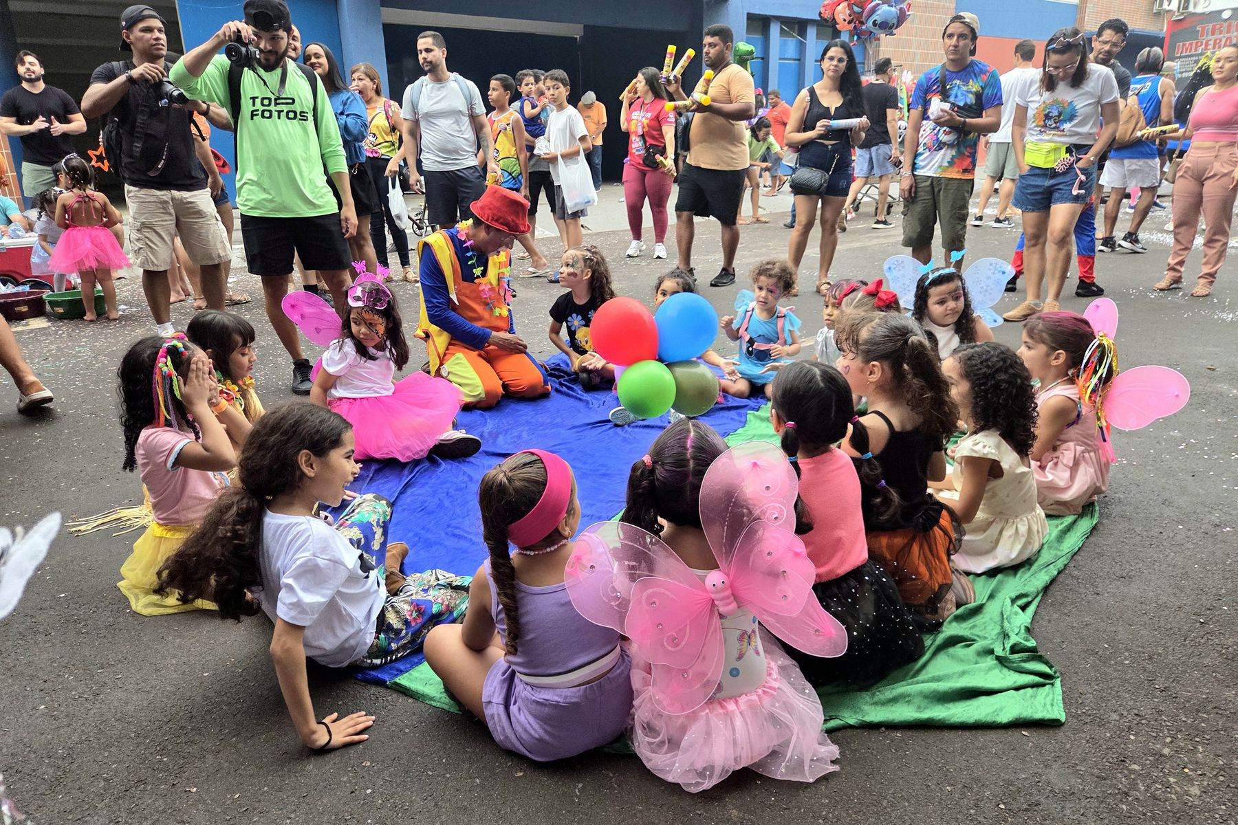 Espaço Kids leva alegria e animação à Praça Mané Garrincha