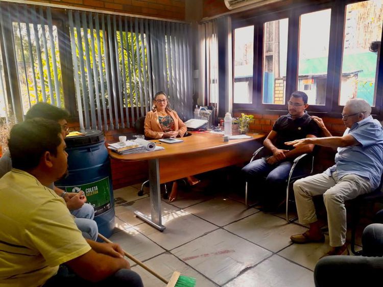 Reunião debate coleta exclusiva de vidros em Imperatriz
