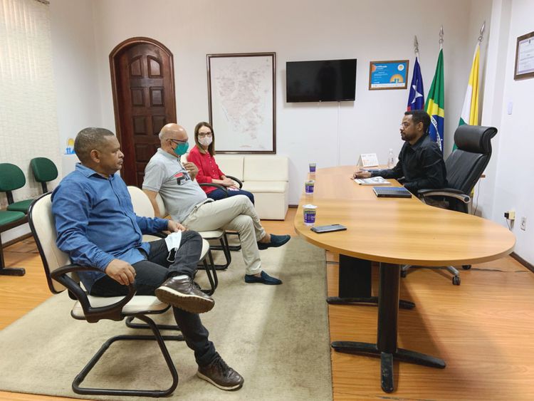 Prefeitura discute apoio institucional para Academia Imperatrizense de Letras