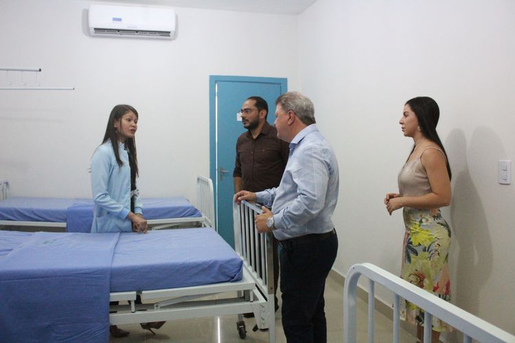 Prefeitura reinaugura ala para pacientes da ortopedia e vascular do Socorrão