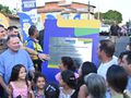 Prefeito Rildo Amaral, secretários e moradores celebram a entrega da nova ponte da Rua Dom Pedro I, que devolve mobilidade e segurança ao bairro Bacuri.