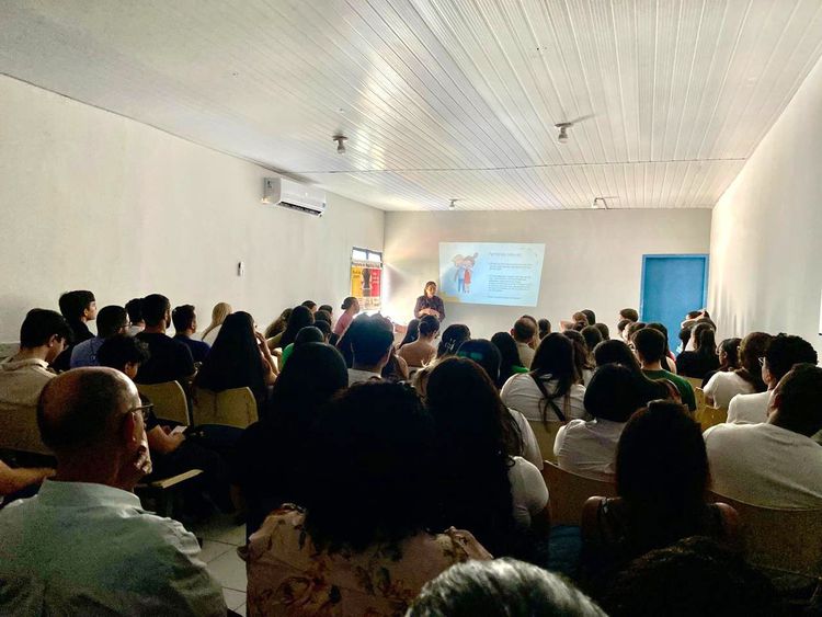 Profissionais da Atenção Básica participam de treinamento sobre sífilis em Imperatriz