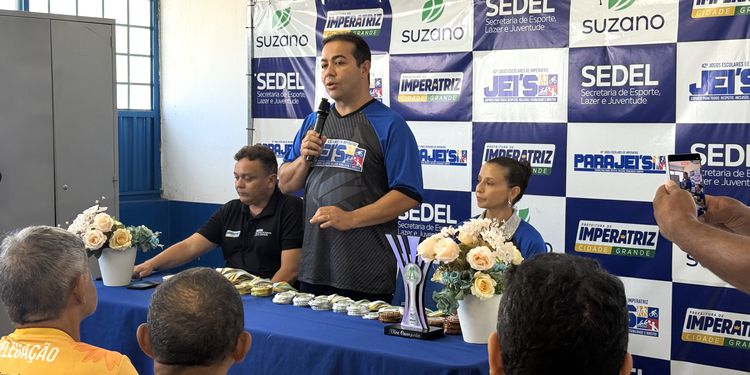 Prefeitura realiza momento de parabenização as escolas e parceiros dos Jogos Escolares 2025