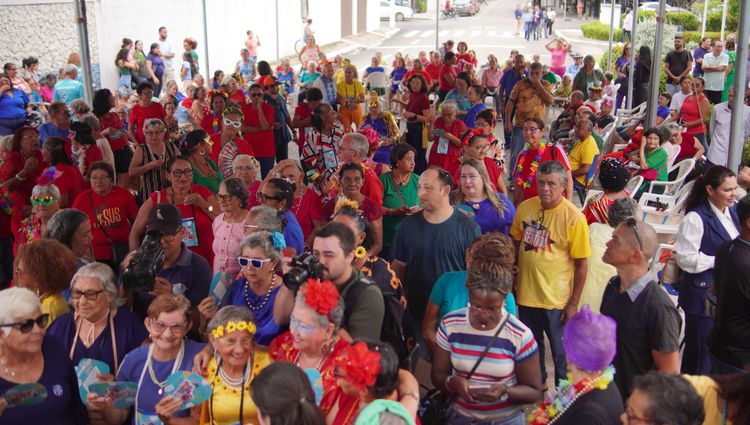 Prefeitura de Imperatriz realiza Baile das Cores na Casa do Idoso Feliz