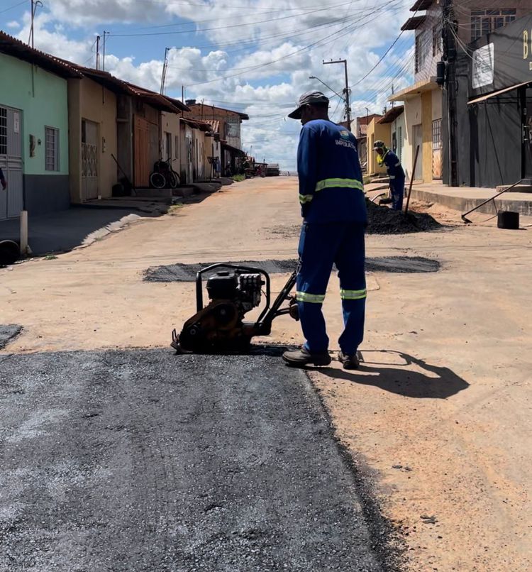 Pavimentação asfáltica e drenagem profunda beneficiam moradores da Vila Lobão e Planalto