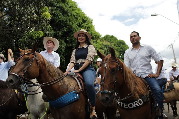 Prefeitura participa da cavalgada que abre a 53º Exposição Agropecuária de Imperatriz