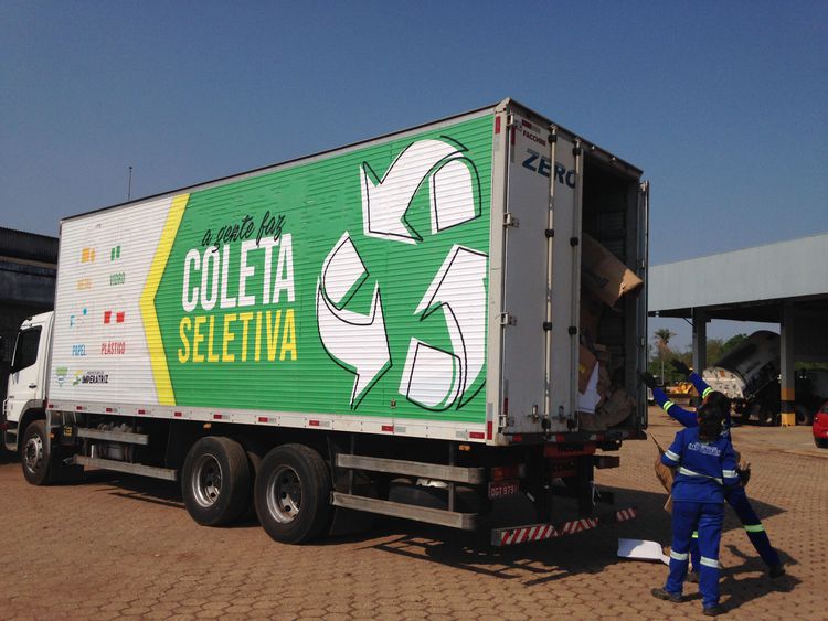 Coleta seletiva alcançou mais de 60 toneladas de recicláveis em outubro