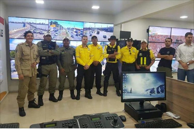 Agentes de trânsito realizam visita técnica à SMTT em São Luís