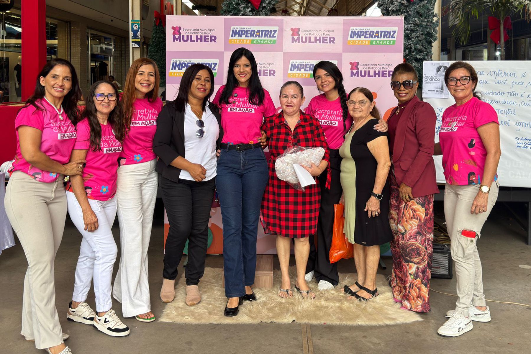 Secretaria da Mulher promove ação do Janeiro Branco com foco na saúde mental no Calçadão