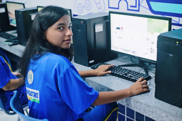 Mais ciência e inovação na Rede Municipal de Ensino com a inauguração do 10º Laboratório Maker