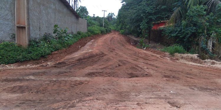 Recuperado trecho crítico da estrada de acesso ao povoado Cacauzinho