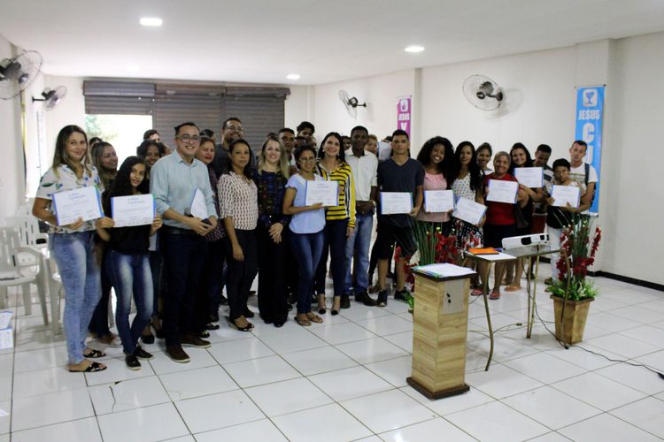 Programa Mais Empreendedor certifica jovens para mercado de trabalho