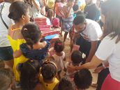 Serf leva alegria e brinquedos a crianças do Parque das Palmeiras II