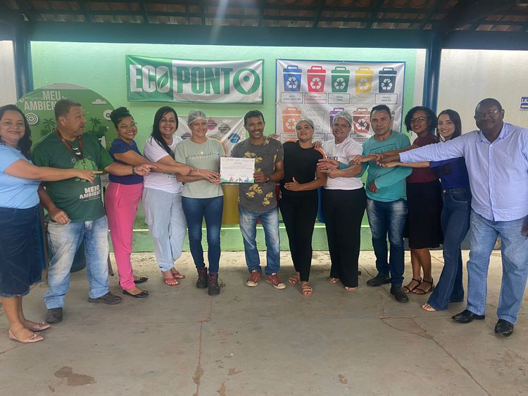 Escola Municipal Maria Evangelista de Sousa é certificada com o título “Parceiro da Coleta Seletiva”