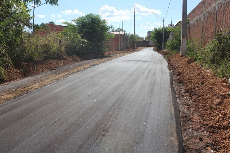 Avança pavimentação da Rua São Raimundo no Camaçari