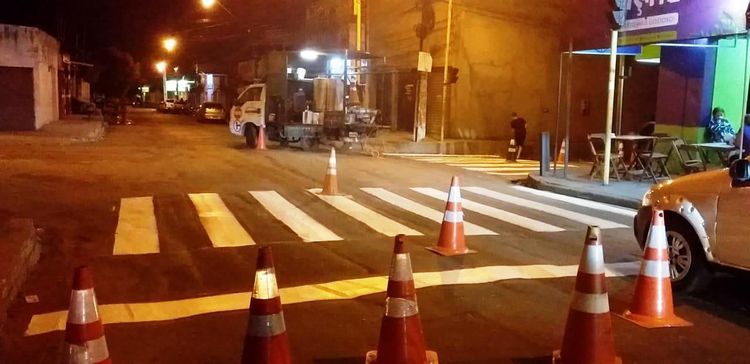 Secretaria de Trânsito revitaliza pintura de faixas de pedestres no grande Bacuri