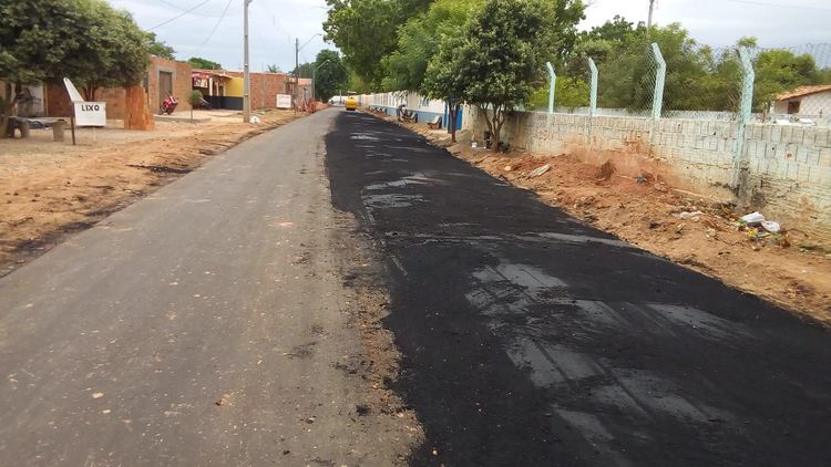 Avançam obras de construção de ponte, praça e asfaltamento de vias