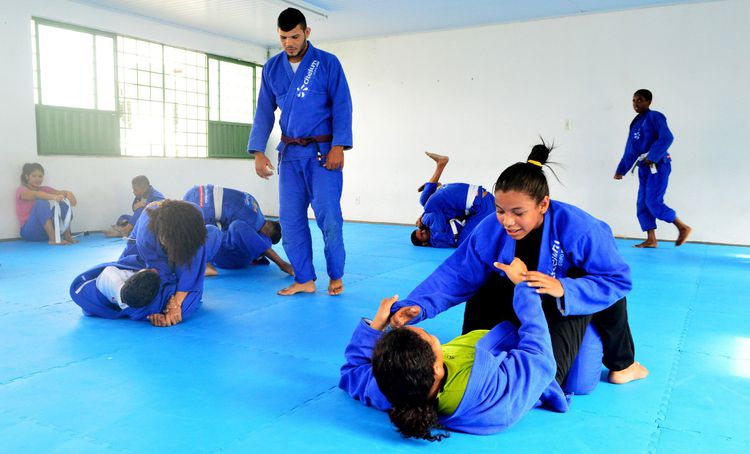 "Jiu-Jitsu nas Escolas" encerra temporada com torneio nesta quinta-feira