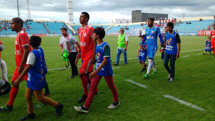 Crianças do "Projeto Batuk" serão contempladas no "Torcida Cidadã"