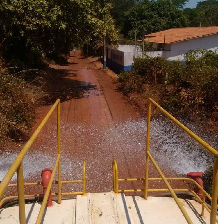 Estrada de acesso aos povoados Esperantina II, Nova Bacaba e Matança recebe melhorias