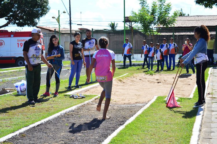 Alunos da rede municipal participam dos Jogos Escolares da Juventude