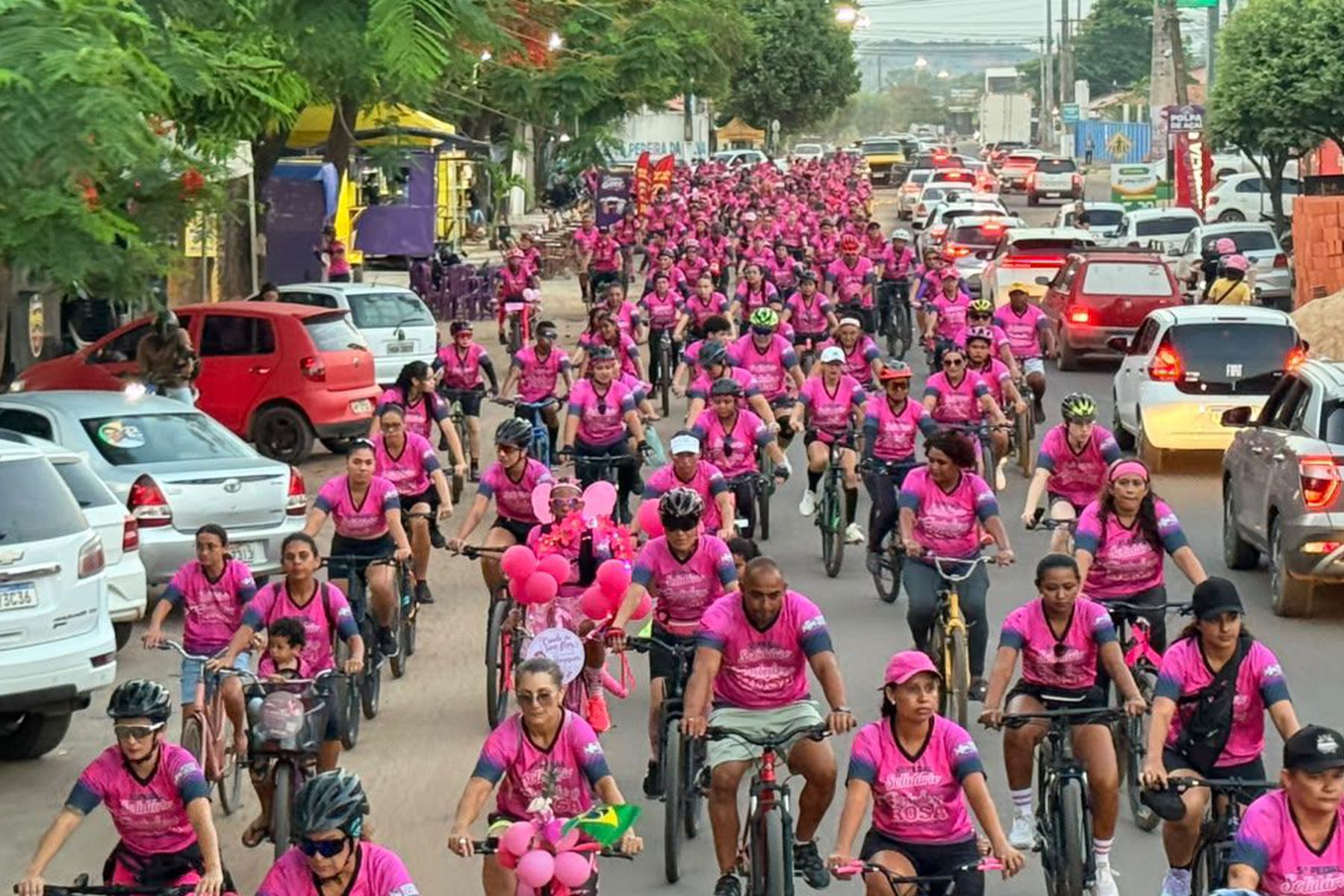 5º Pedal Solidário Outubro Rosa arrecada quatro toneladas de alimentos em Imperatriz