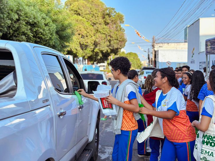 Meio Ambiente realiza ação educativa de prevenção às queimadas na cidade