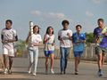 Alunos conduziram a tocha até a Prefeitura, onde foi acesa a Pira Olímpica, marcando o início das comemorações da Semana da Pátria em Imperatriz