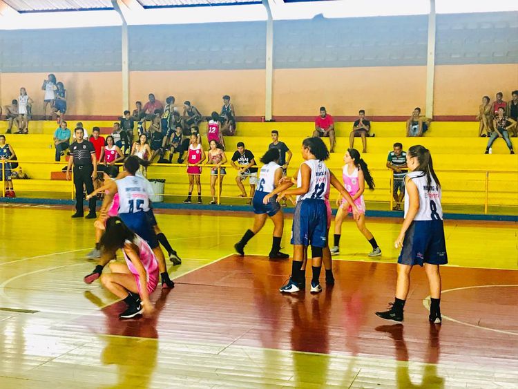 Escola da rede municipal conquista bronze no basquete infantil feminino nos JEM’S 2019