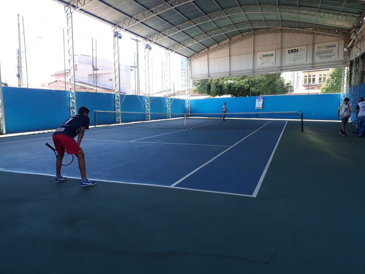 Escola Municipalizada Leôncio Pires Dourado vence no Tênis de quadra infantil masculino