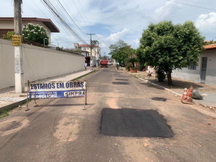 Ruas e avenidas do Centro beneficiadas com recuperação asfáltica