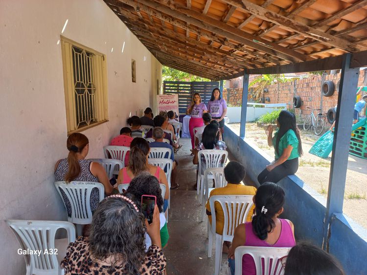 Palestra encerra campanha Agosto Lilás com moradoras da Vila Vitória