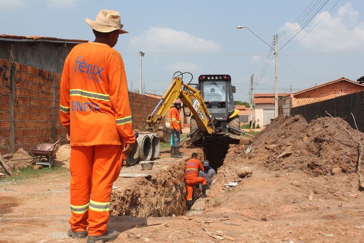 Prefeitura inicia obra de drenagem profunda na Vila Palmares