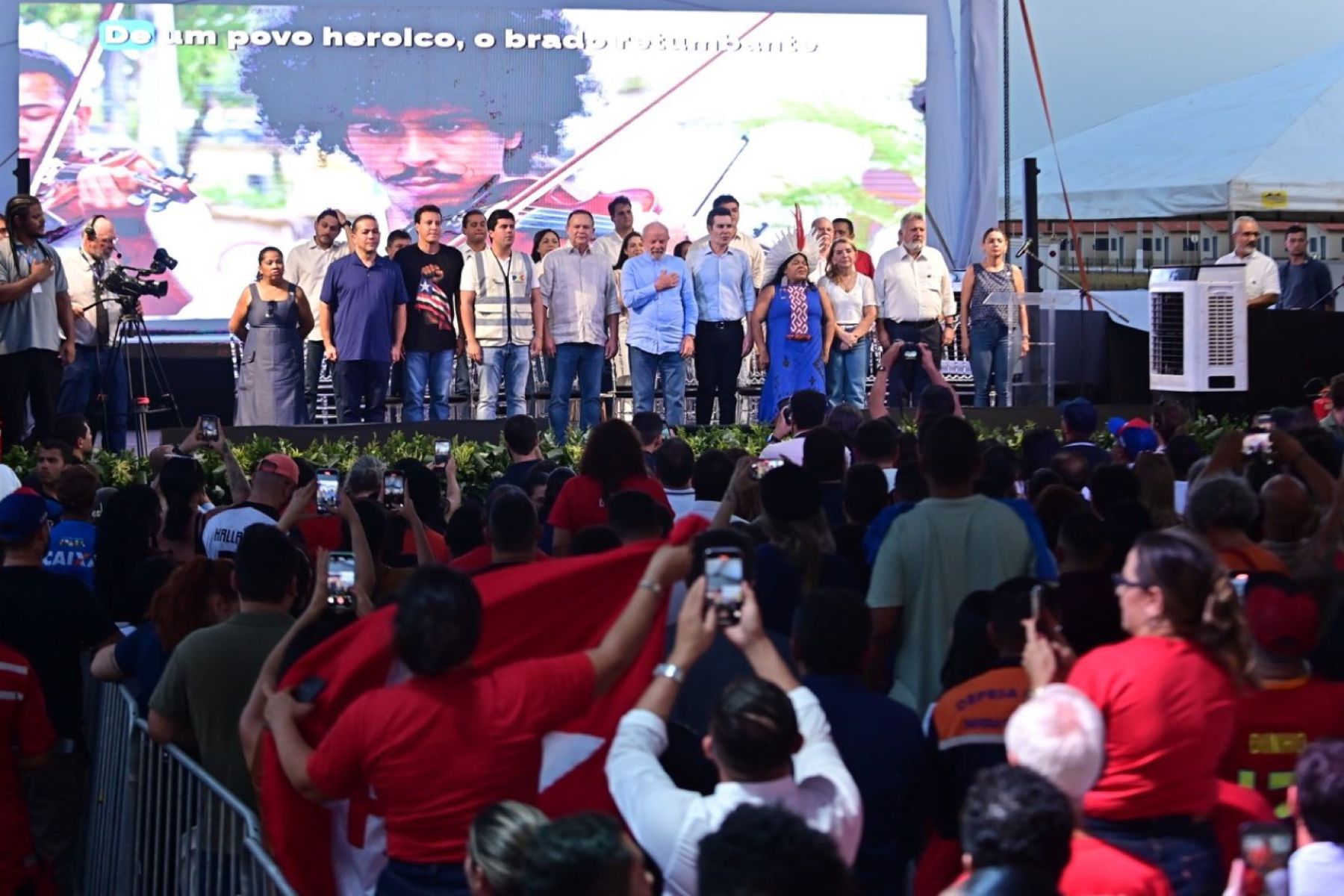 Imperatriz celebra entrega histórica de 2.837 casas do Residencial Canto da Serra
