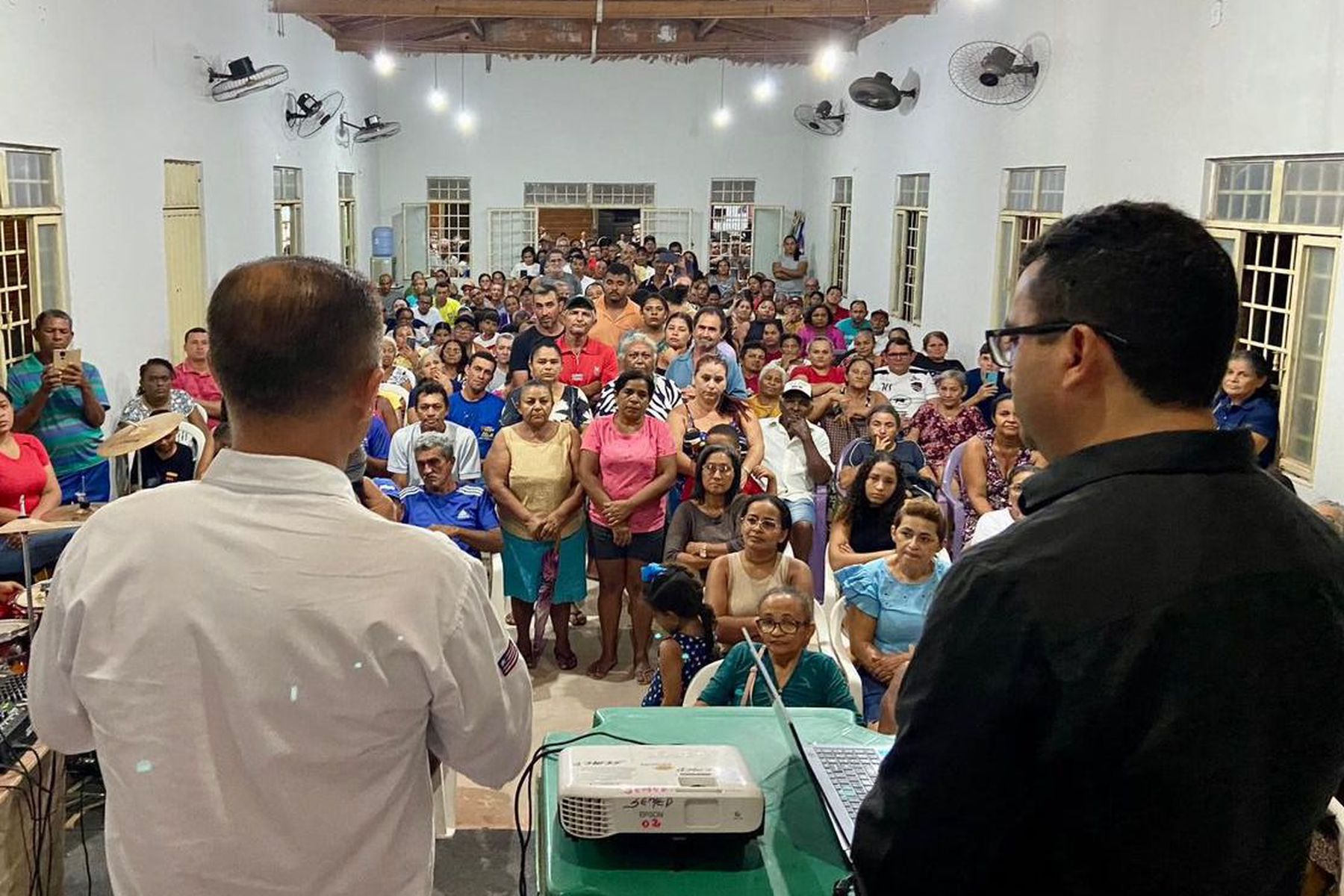 Cronograma de regularização das Vilas Jackson Lago e Esperança é apresentado para a comunidade