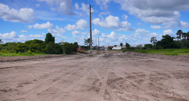 Prefeitura inicia obra de grande avenida que amplia acesso entre bairros