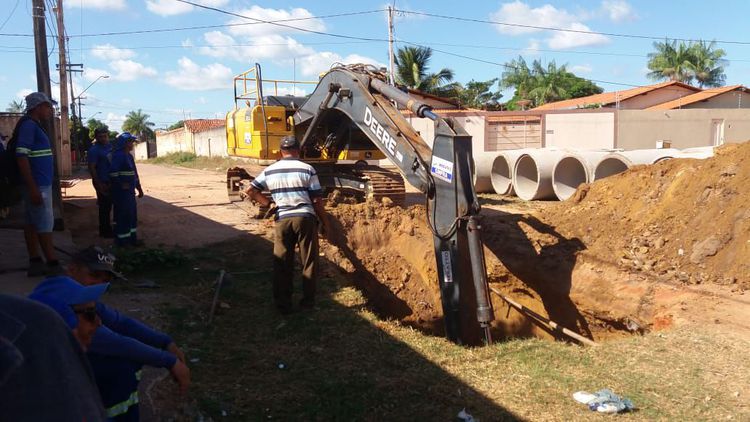 Prefeitura avança com obras de pavimentação asfáltica, drenagens e terraplanagens