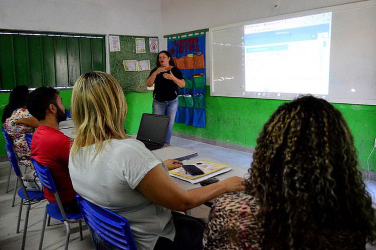 Escola Municipal Morada do Sol adere ao diário eletrônico