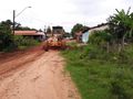 Máquinas trabalham na recuperação de ruas do povoado Petrolina, a 48 km da zona urbana de Imperatriz