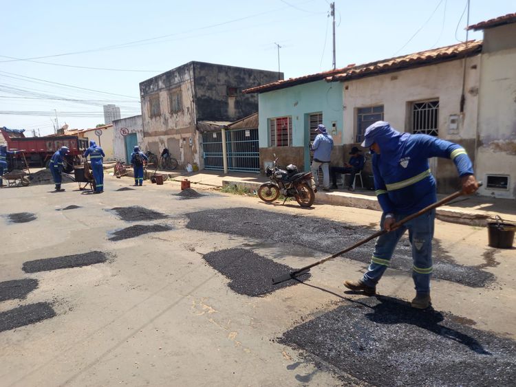 Serviços de infraestrutura intensificados em toda a cidade