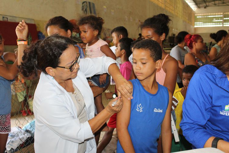Imperatriz  inicia campanha nacional de vacinação contra gripe