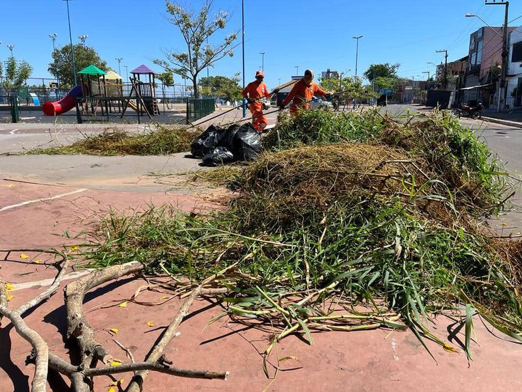 Prefeitura realiza mutirão de limpeza com serviços concentrados na Beira Rio