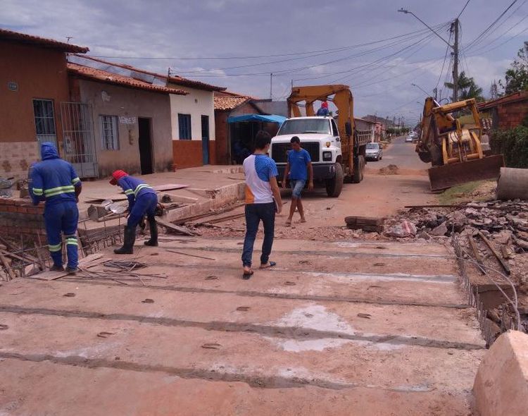 Avança recuperação da ponte da Rua Hermes da Fonseca